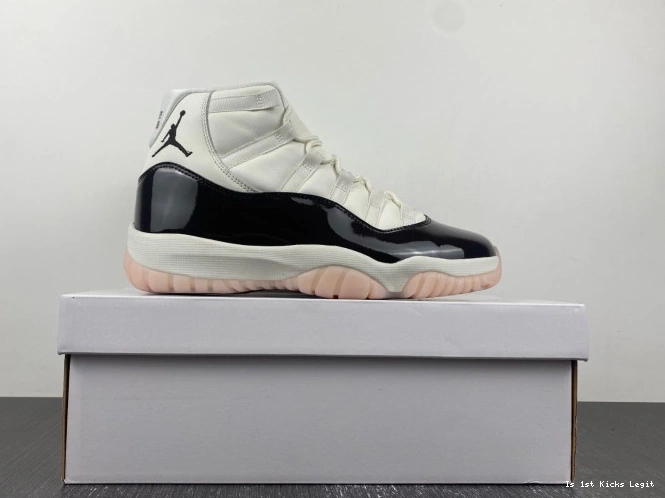 Neapolitan AR0715-101 WMNS Jordan Air 11 0802